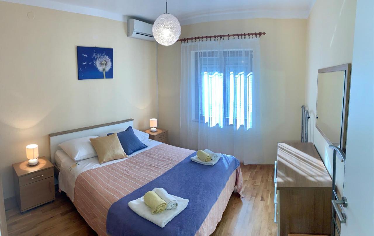 Duplex Apartment With Private Swimming Pool Preko Exterior photo